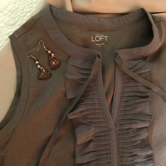 Ann Taylor Tops - Ann Taylor Loft ruffled blouse